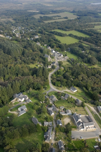 Vue aérienne du bourg prise depuis l'ouest
