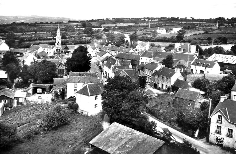 Ville de Loqueffret (Bretagne). Le bourg